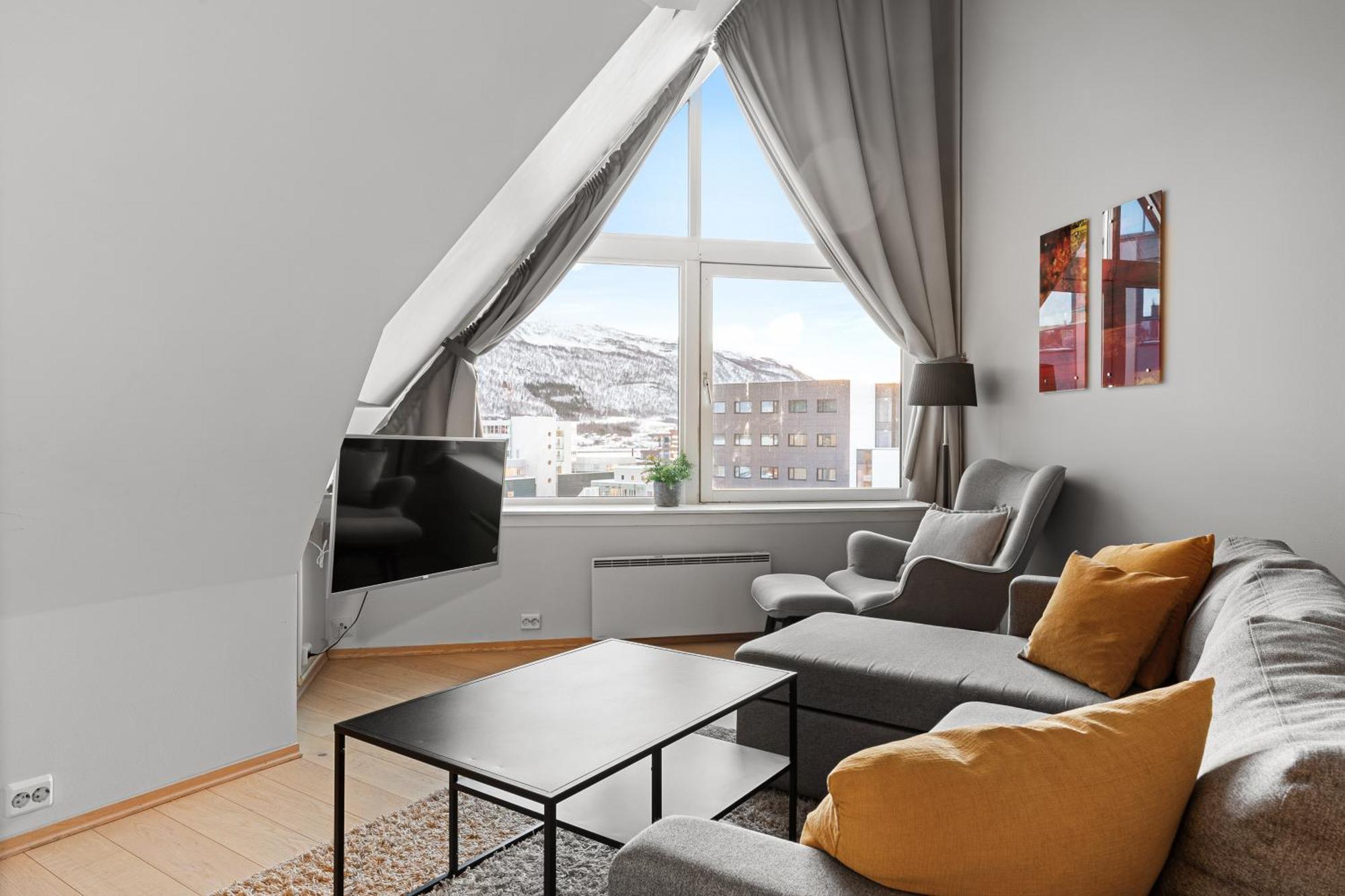 Enter City Apartment Hotel Tromsø Exteriör bild
